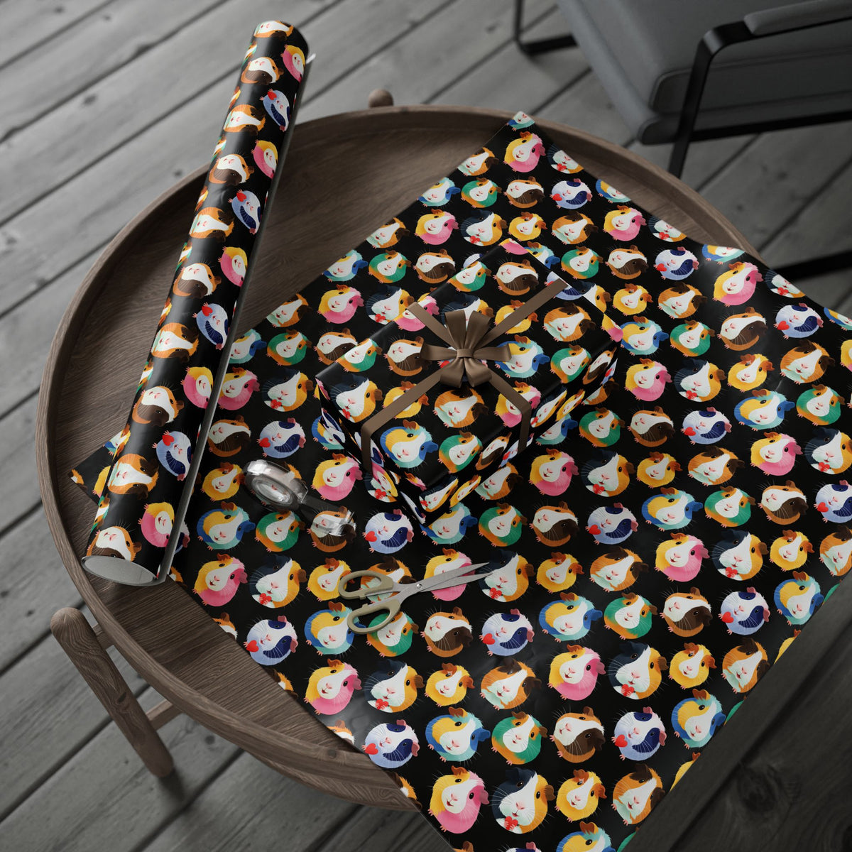 Poppin' Piggy on Black Gift Wrapping Paper